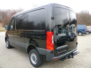 Mercedes-Benz Sprinter 316 CDI kurz L1H1 mit AHK