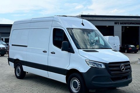 Mercedes-Benz Sprinter 319 CDI Motor 3.0 L2H2 - AHK 3,5T