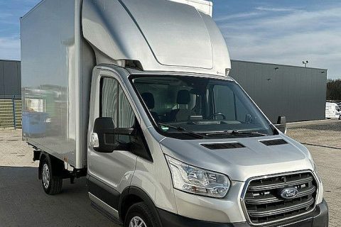 Ford Transit Möbelkoffer mit Portaltüren